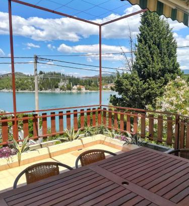 Blace Apartment | Two bedroom seaside home in quiet village