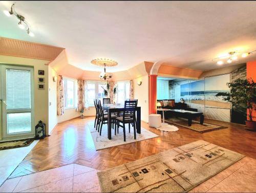 Burgas Center Apartment | Two-Floor Sunny Apartment in City Centre
