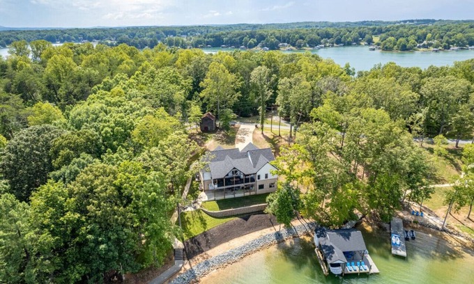 Smith Mountain Lake House | TWO Lakefront Homes on SML | Family-Friendly