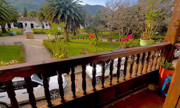 Old Town Bed & Breakfast | Two-level mezzanine room
