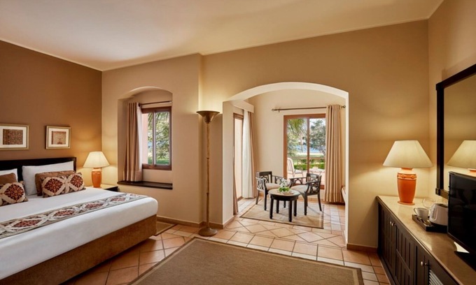 El Quseir Hotel | Two Poolside Moroccan Style Rooms with Balcony – Perfect for Diving Trips