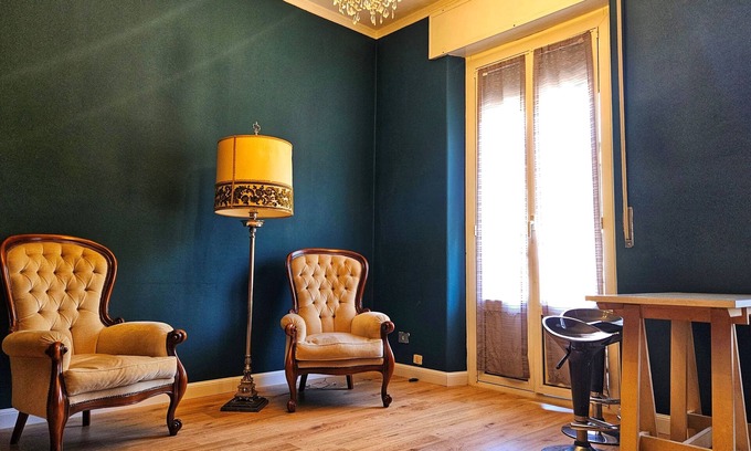 Pavia Apartment | Two-room apartment Center-Long Nassy