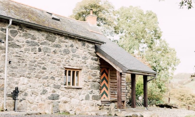 Cefn Ddwysarn Cottage | Ty Beic Country Apartments, The Barn