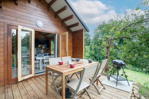 Plouegat-Moysan Ski Chalet | Ty Koad