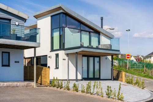 Criccieth House | Ty Mor