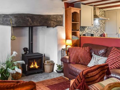 Llanllyfni House | Ty Tarth