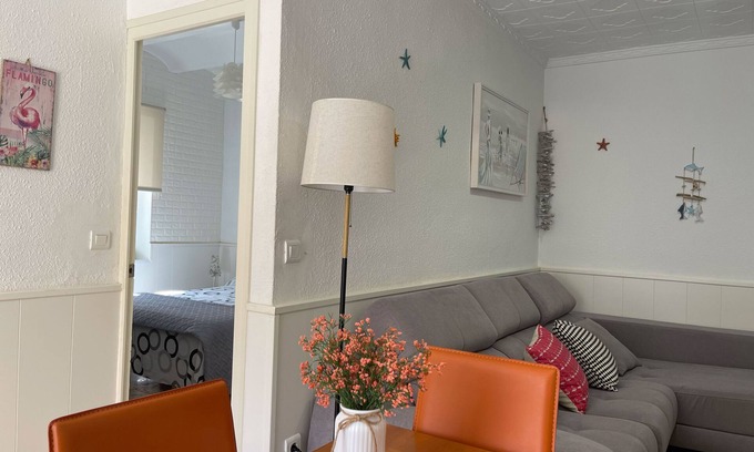 Sant Carles de la Rapita House | Typical town house on the ground floor, well lit and a large equipped terrace.
