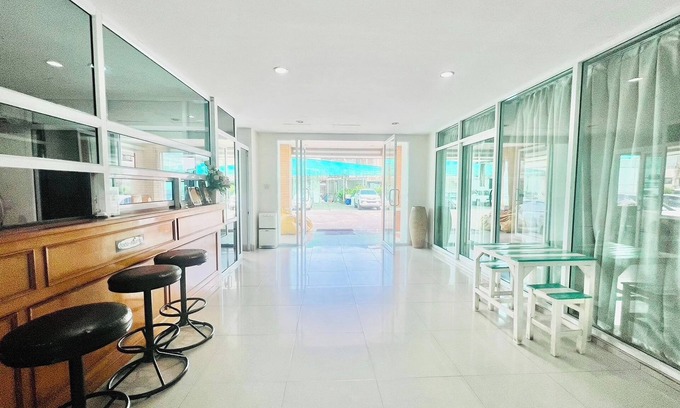 Mak Khaeng Hotel | Udon Perfect Mansion