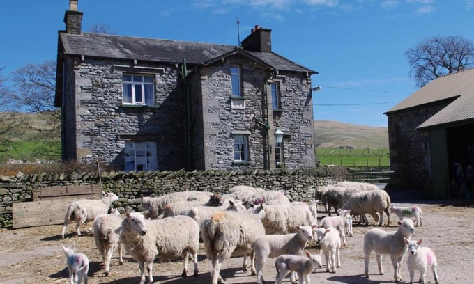 Middleton House | Ullathorns Farm