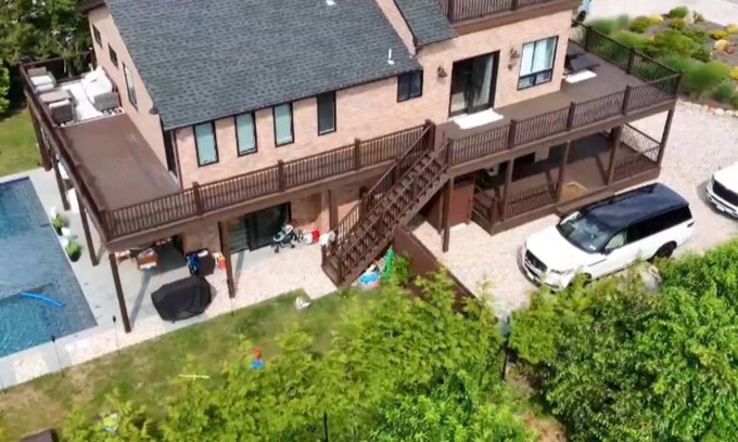Culloden Shores House | Ultimate Montauk Escape🏖️ 5BR - Heated Pool - HotTub - Rooftop Deck Sunset Views🌅