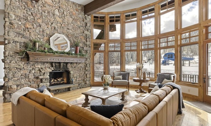 Salt Lake Mountain Resorts House | Ultimate Ski Retreat at Solitude Mountain Resort - Apex Lodge