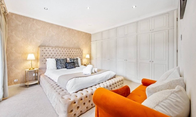 Knightsbridge Apartment | Ultra Luxury 4Bed 3Bath Knightsbridge Home Harrods