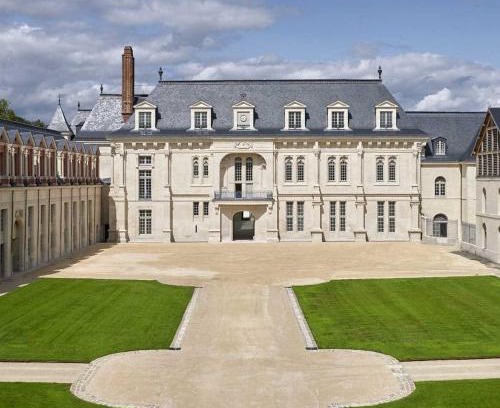 Villers-Cotterets Apartment | Un appartement en centre ville , à 2 pas du château de Villers Cotterets