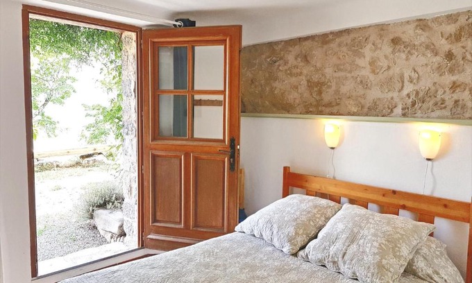 Castellane House | Un cadre magnifique, au coeur du Verdon