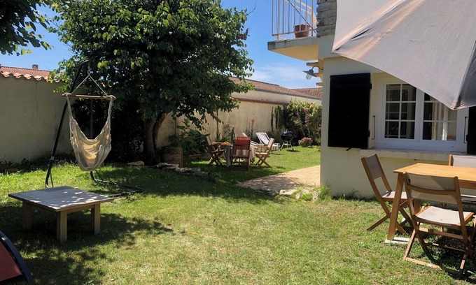 La Cotiniere House | Un Jardin à la Plage à Oléron. 4 Personnes
