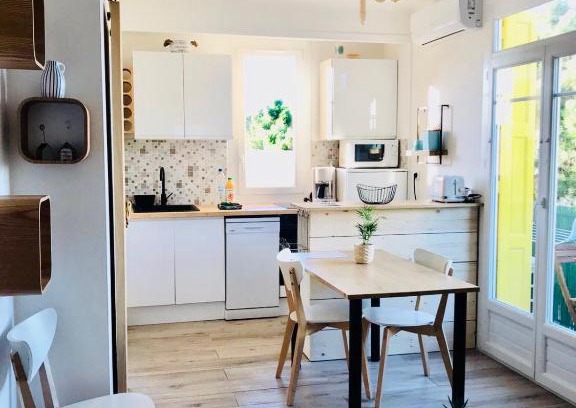 Plage d'Argeles Apartment | Un petit nid les pieds dans l’eau