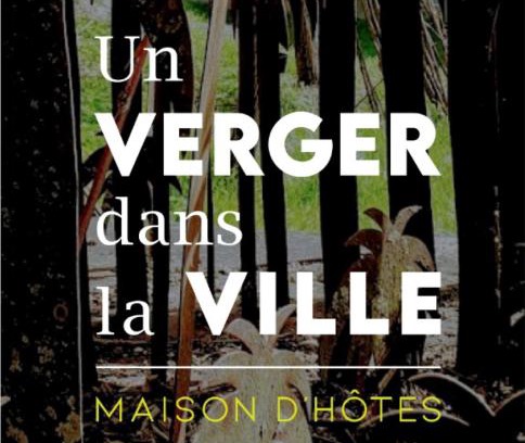 Saint-Parres-aux-Tertres Bed & Breakfast | Un Verger dans la Ville