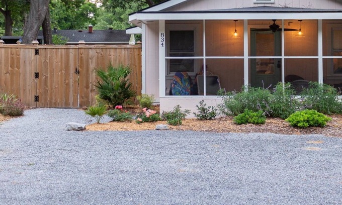 Old Village House | Unbeatable Location - Beaches & DT - Kid Friendly