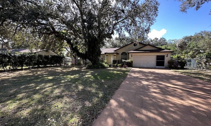 Port LaBelle House | Under the Oaks Un-refined Florida Living
