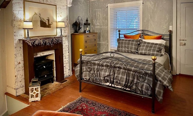 Bolivar House | Union Street Carriage Quarters