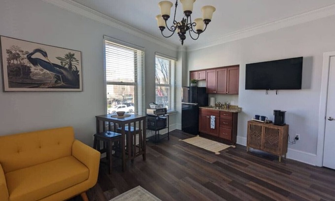 Champaign Apartment | Unique 1 BR/1BA Stay in Downtown - 204