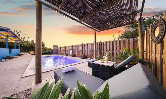 Tanki Leendert House | Unique 3br Arubian Oasis w/Private Pool, BBQ and Beautiful Nature Surroundings