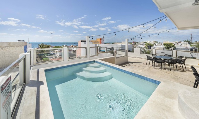 Centro - Supmza 001 Villa | Unique 4BR w/Rooftop Pool Downtown