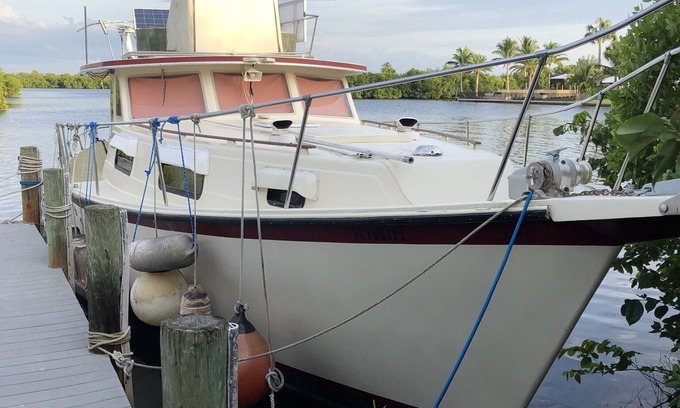 Bokeelia Boat Rental | Unique Charlotte Harbor experience on a comfortable Schucker 436 trawler.