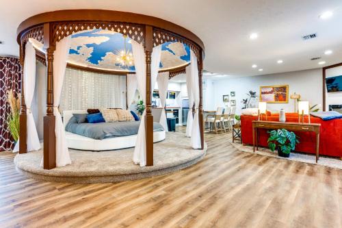 Mount Morris Township Apartment | Unique, Convenient Couples Apt Near Dtwn Flushing