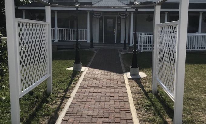 Kingsley House | Unique Delancey Family Farm on Picturesque 80 acres!