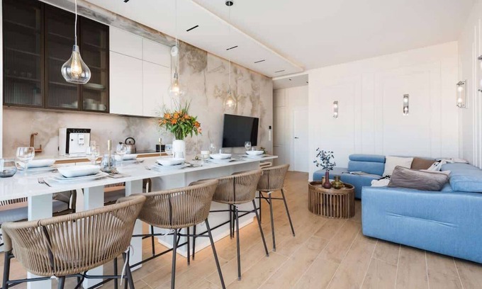 Orlinki Apartment | Unique interiors in a modern seaside marina