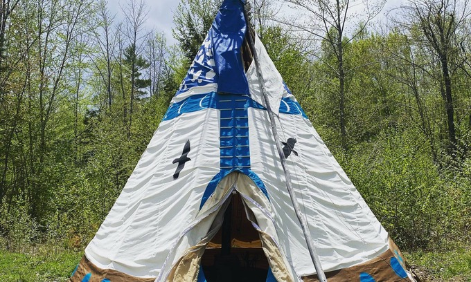 Chatham RV Rental | Unique Off-grid stay in the heart of the White Mountain National Forest