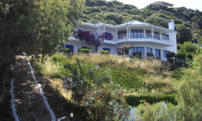 Kymi-Aliveri Villa | Unique!! Private Beach & Pool Summer House