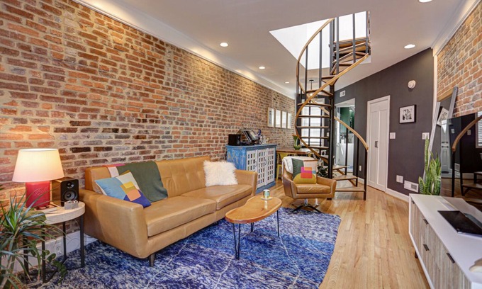 U Street Corridor House | Unique renovated townhouse with private backyard