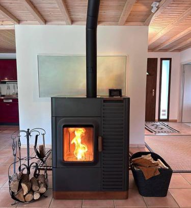 Fenin Villa | Unique Sustainabel Lodge in the Swiss Jura Mountains