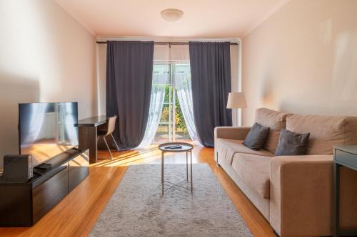 Sao Pedro Apartment | Unique Two-Patios - Stylish Stay by Pico Fortress