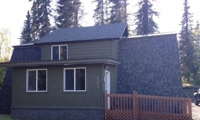 Soldotna Ski Chalet | Unique Updated Chalet Style in Town Home