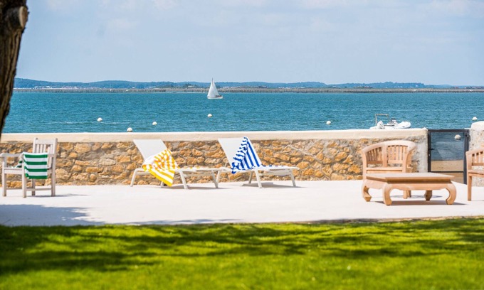 Cote Landaise Villa | [Unique] Villa avec Accès Plage Piscine et Jacuzzi