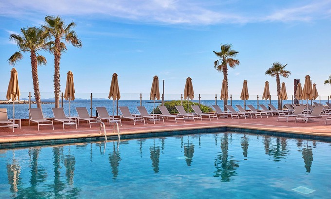 Colonia Sant Jordi Hotel | Universal Hotel Romantica
