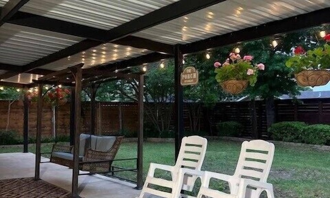 Irving House | Unwind - Beautiful 3 BR, Expansive Patio, Grill