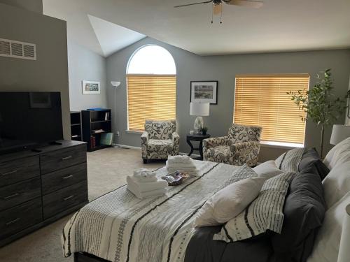 Superior Apartment | Unwind in Style in this stunning townhome retreat