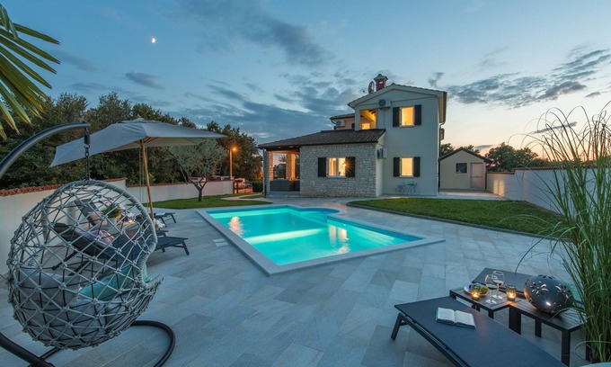 Kastelir-Labinci House | up to 50% discount, New 2023, Family, Pet Friendly Villa + Private Pool ,6/8 pax