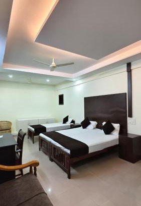 Pala Hotel | UPPERCREST RESIDENCY PALA