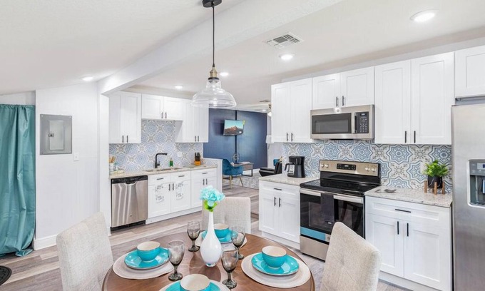 Azalea Park House | Upscale 3BR Orlando Retreat | Near Disney Parks