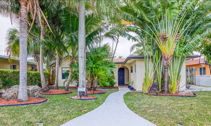 Harbor Village House | Upscale, dog-friendly home with central AC & fast WiFi - snowbird-friendly