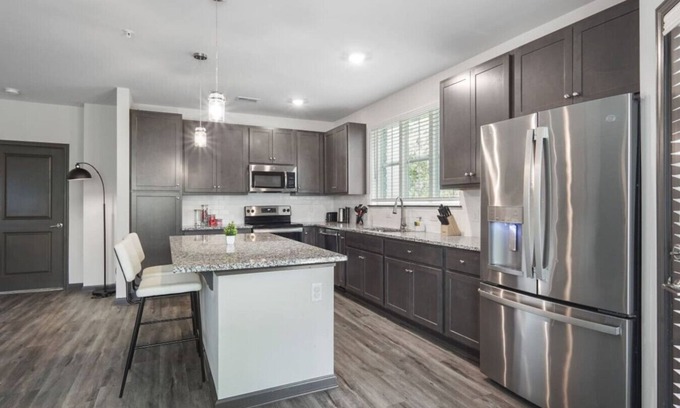 North Raleigh Apartment | Upscale King 5 Bed Suite—in North Raleigh!