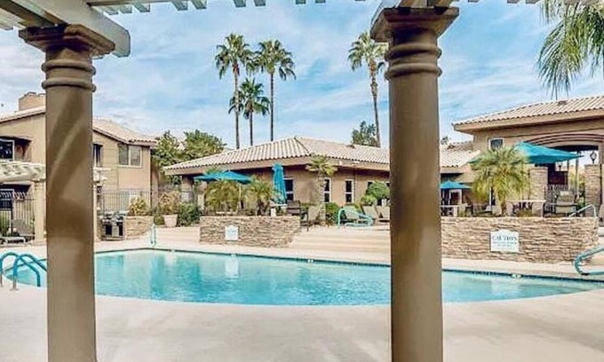Raskin Estates Condo | Upscale Newly Remodeled Condo in Scottsdale! Amazing Location!