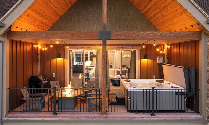 Grand Elk Ranch House | Upscale, spacious Granby home w/stunning mountain views, hot tub from deck!