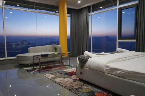 Kaul Hotel | Uptown Kingdom the Luxury Homestay