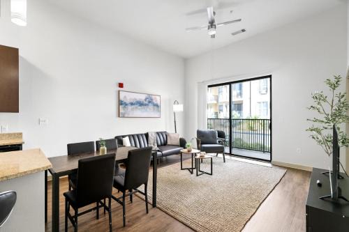 Five Points South Apartment | Urban 1BR Apartment Prime Location